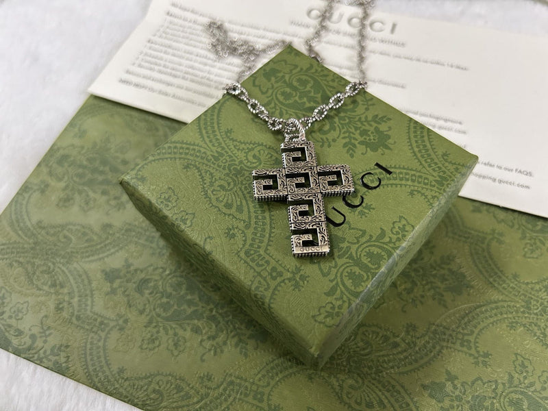 Double G Necklace