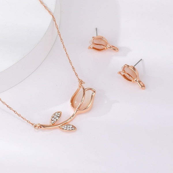 Tulip Earrings
