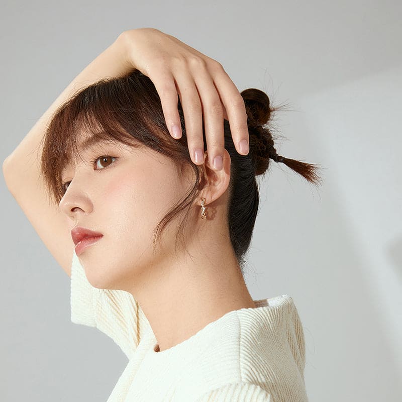 C-Shaped Zircon Earrings