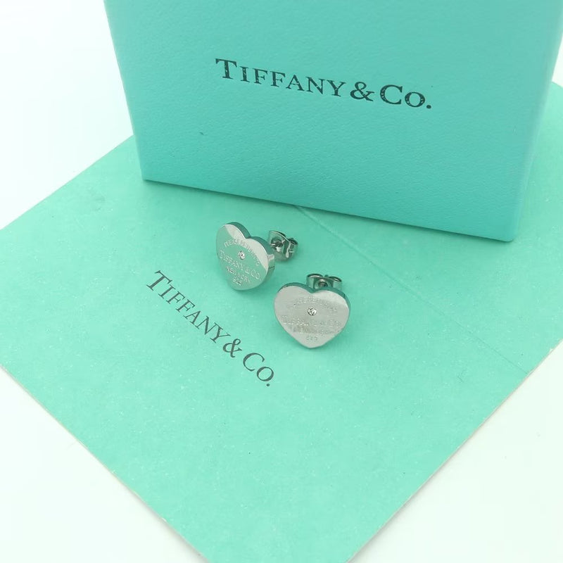 18K Return to Tiffany Heart Tag Stud Earrings